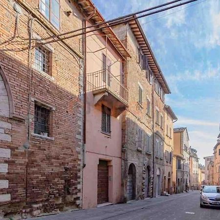 Perugia Home Apartment La Finestra Di Fronte 外观 照片