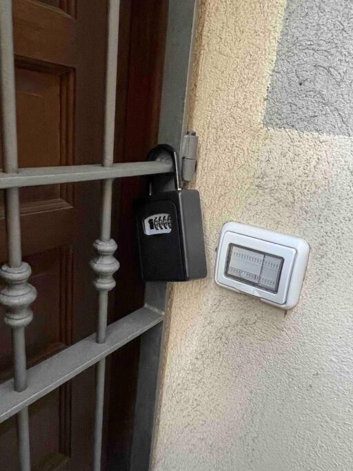 Perugia Home Apartment La Finestra Di Fronte 外观 照片